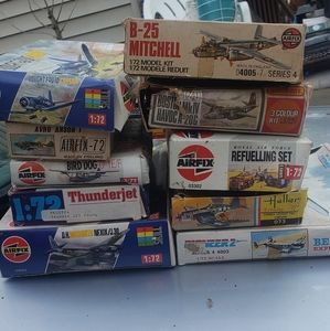 AMT model aircraft kits